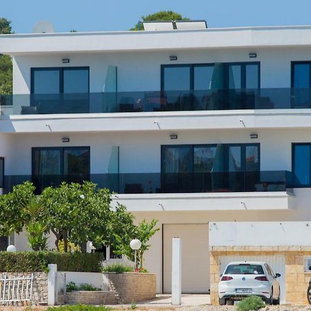Hotel Paradise Punta Necujam Luaran gambar