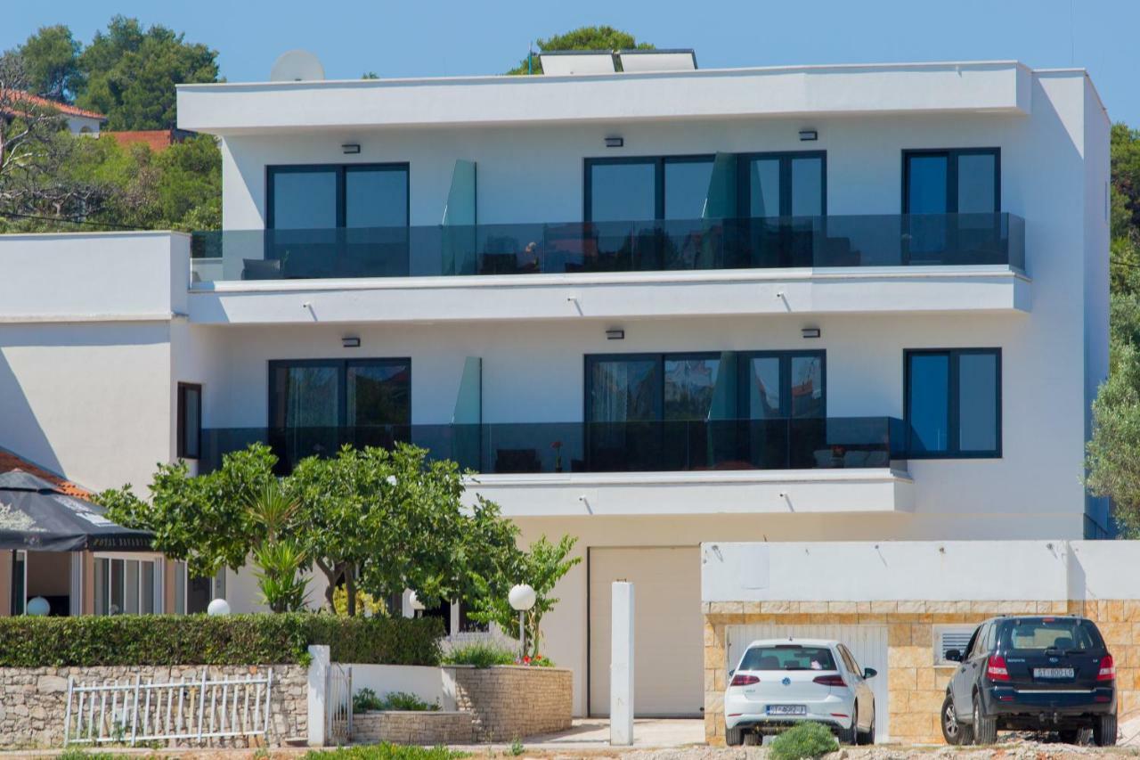 Hotel Paradise Punta Necujam Luaran gambar